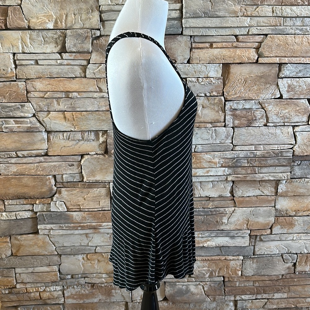 Mossimo Racerback Tunic Tank Top - Picture 4 of 5